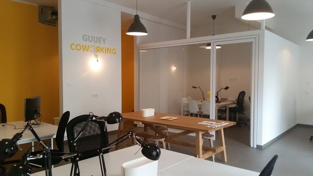 Co-Working Right next to Ring-Bahn