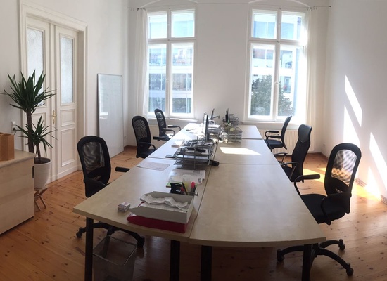 3 x OFFICE SPACE - 10 x DESK - COWORKING SPACE - 1 x MEETING ROOM  - CITY CENTER - HACKESCHER MARKT - ORANIENBURGER STREET - BERLIN MITTE