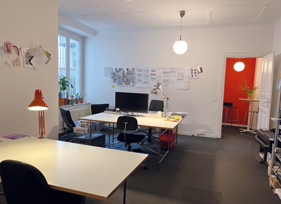 Prenzlauer Berg / Arbeitsplatz in Bürogemeinschaft