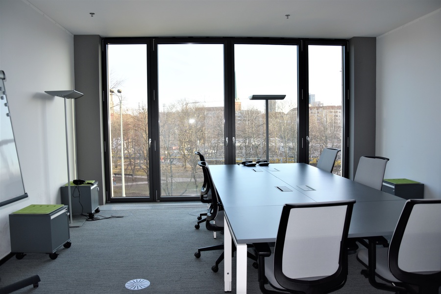 2 big offices near Alexanderplatz for up to 8 people at TechCode Berlin from NOW on!