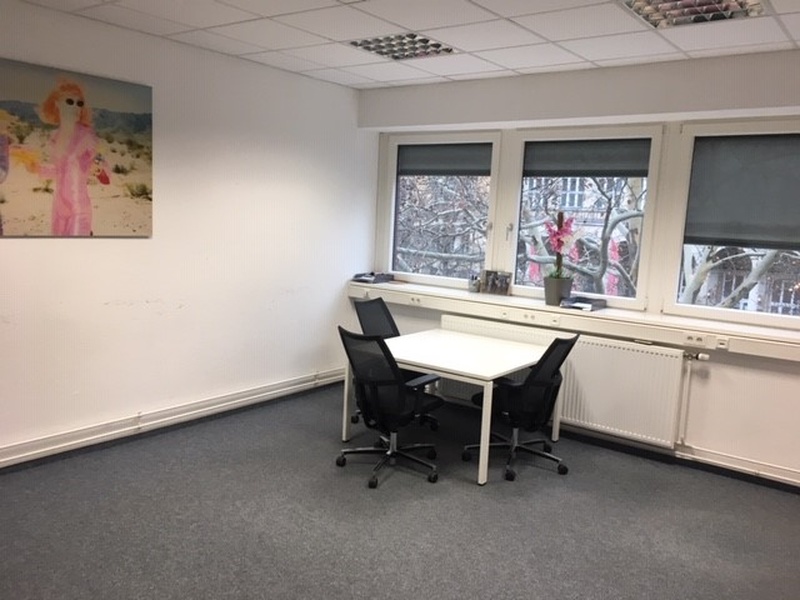 Furnished office / 2 rooms to share one block of Ku'damm Breitscheidplatz