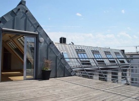 Fantastic office space (100m2) up to 15 people in Mitte is available for a flexible period