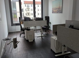 Fully furnished room in brandnew office close to Ostkreuz
