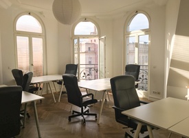 Beautiful, bright shared office in Mitte