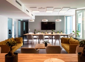 Modern plug&play office in Schönhauser Allee for 30-40 employees