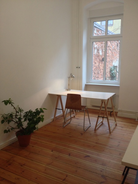Desks and an individual room in bright and lovely studio space available for rent