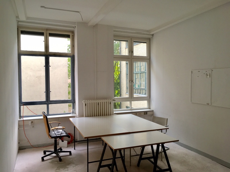 Very beautiful, luminous and big team room in the heart of Kreuzberg