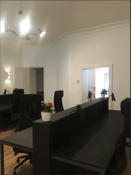 Office in Prenzlauer Berg Winsstr with heated basement