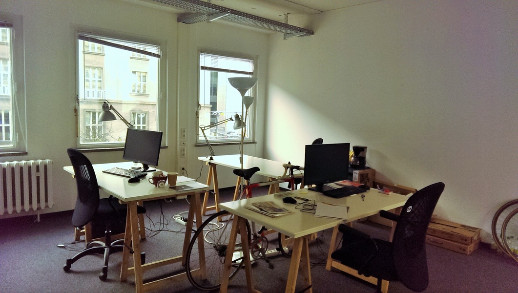 ***CoWorking Space near Alexanderplatz***