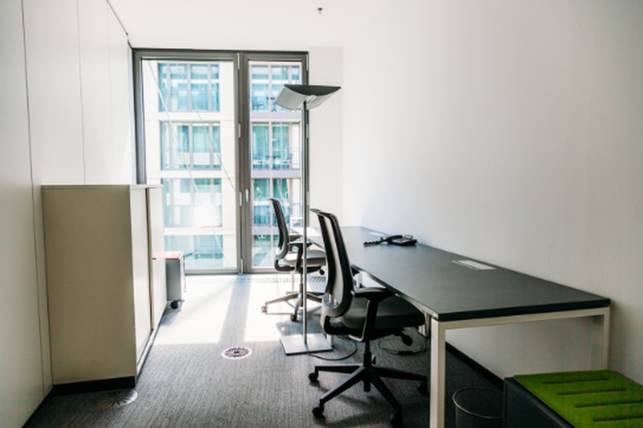 7 small offices near Alexanderplatz for up to 3 people at TechCode Berlin available from NOW on!
