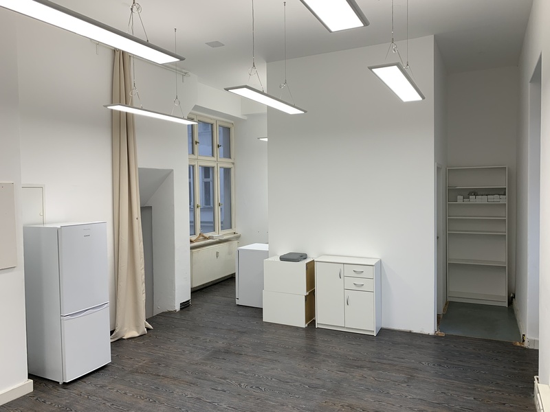 Beautiful office with two rooms centrally located in Mitte (65sqm)