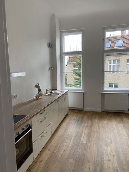 Ab 1 Zimmer: Sanierter Altbau / Erstbezug / Bürogemeinschaft