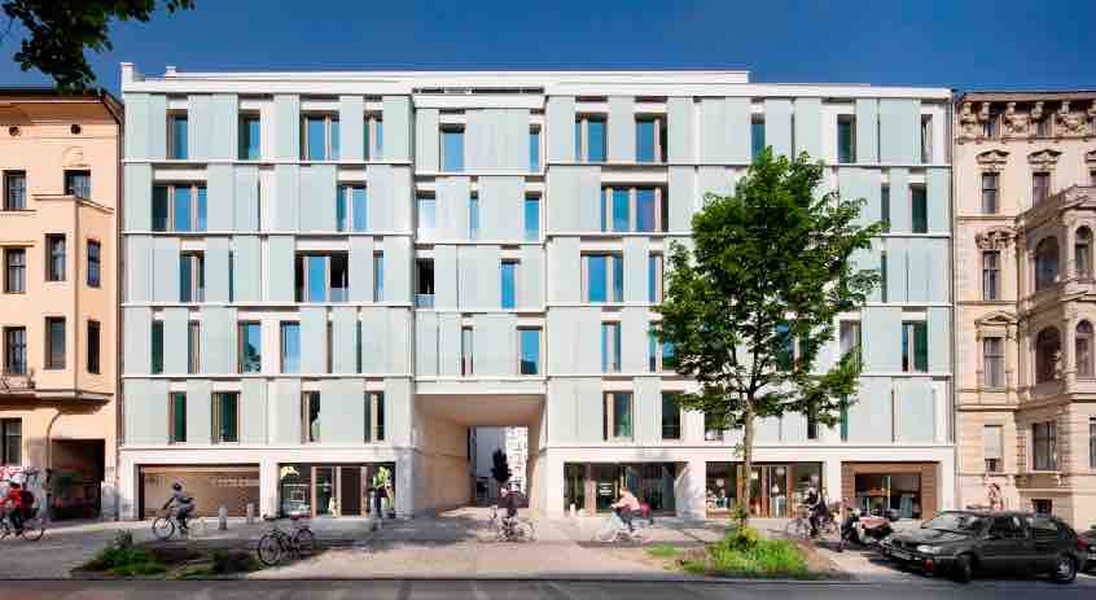 Plug&play office for 24-34 employees in Kastanienallee