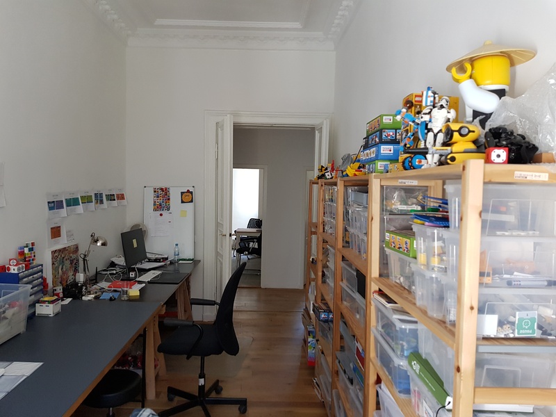 Büroetage in Berlin Moabit, Altbau, 2x WC, helle Räume 193,39 m2