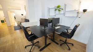 Fully furnished huge room in Co-Working Space, Prenzlauer Berg