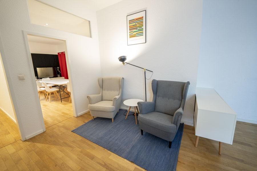 Fully furnished huge room in Co-Working Space, Prenzlauer Berg