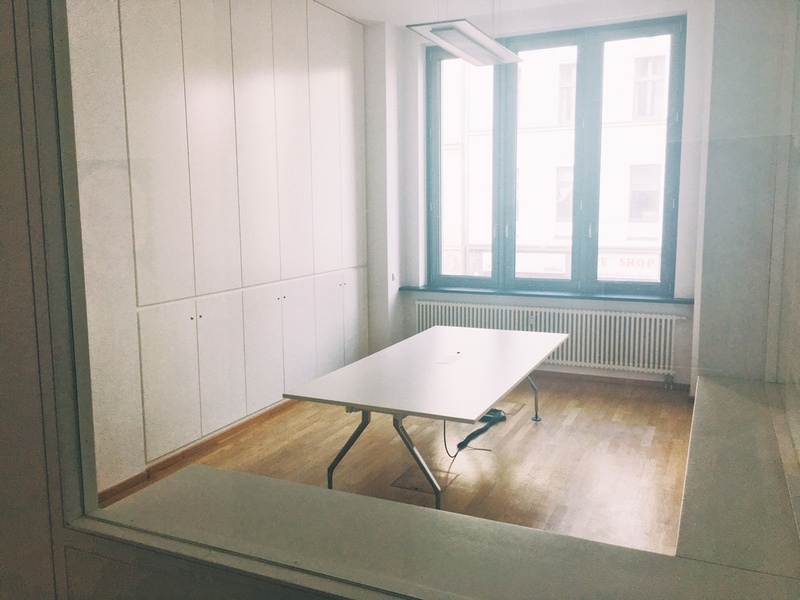 Large working space for teams or individuals available near U-Moritzplatz