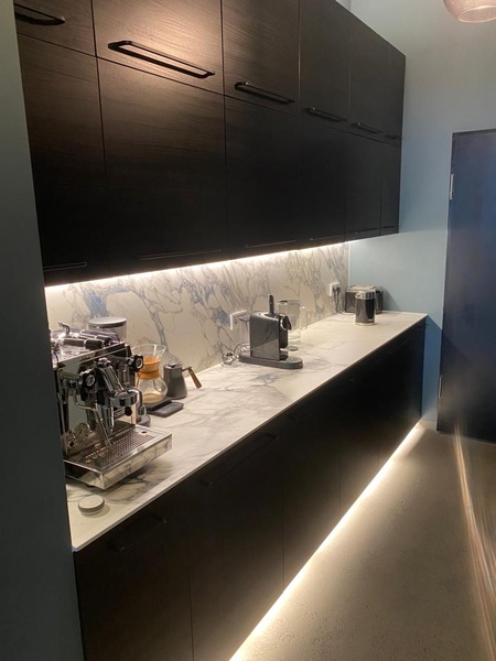 Partly furnished, stylish office in sight of Volkspark Friedrichshain