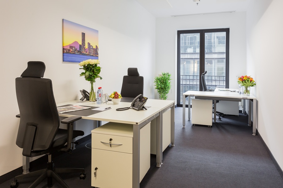 Helles Büro im Herzen Berlins - Office Space - Büroraum