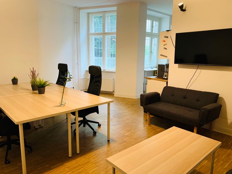 Office in the heart of Berlin F-Hain