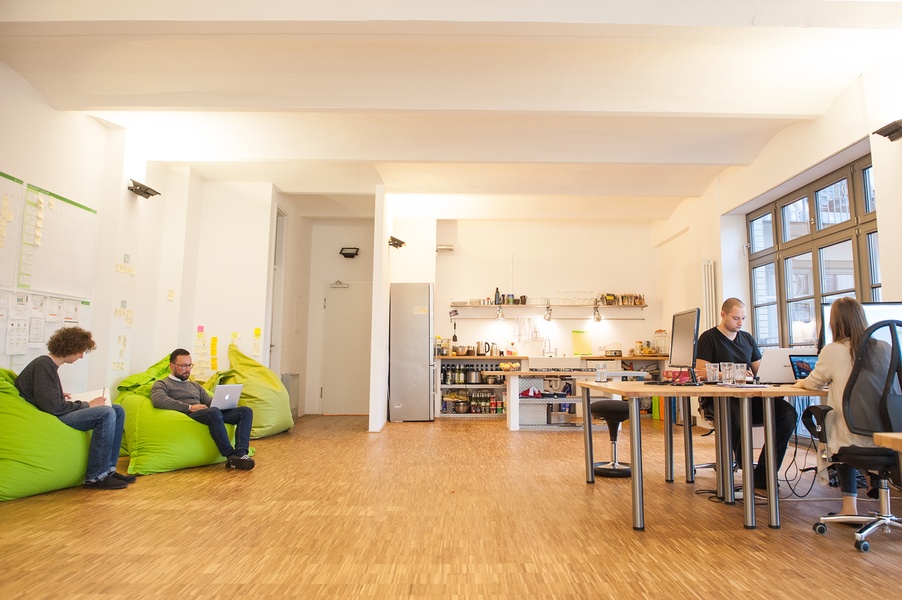 Spacious and beautiful loft office at Paul-Lincke-Ufer for 1,5 months