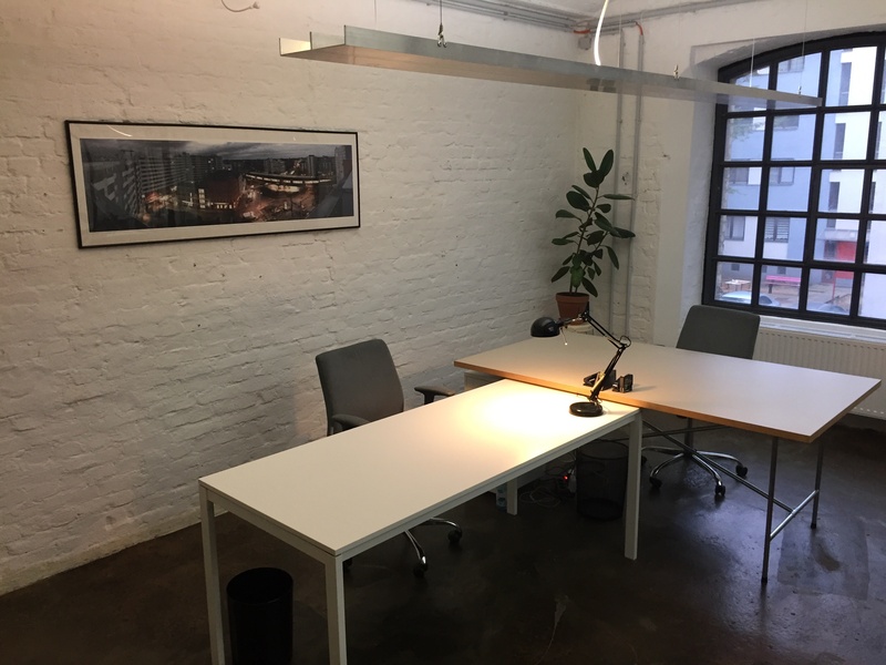 CO-WORKING SPACE IN KREUZBERG* DESK SHARING* OFFICE ROOM* BÜRO