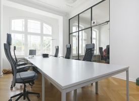 Bright Coworking Space by Hackescher Markt