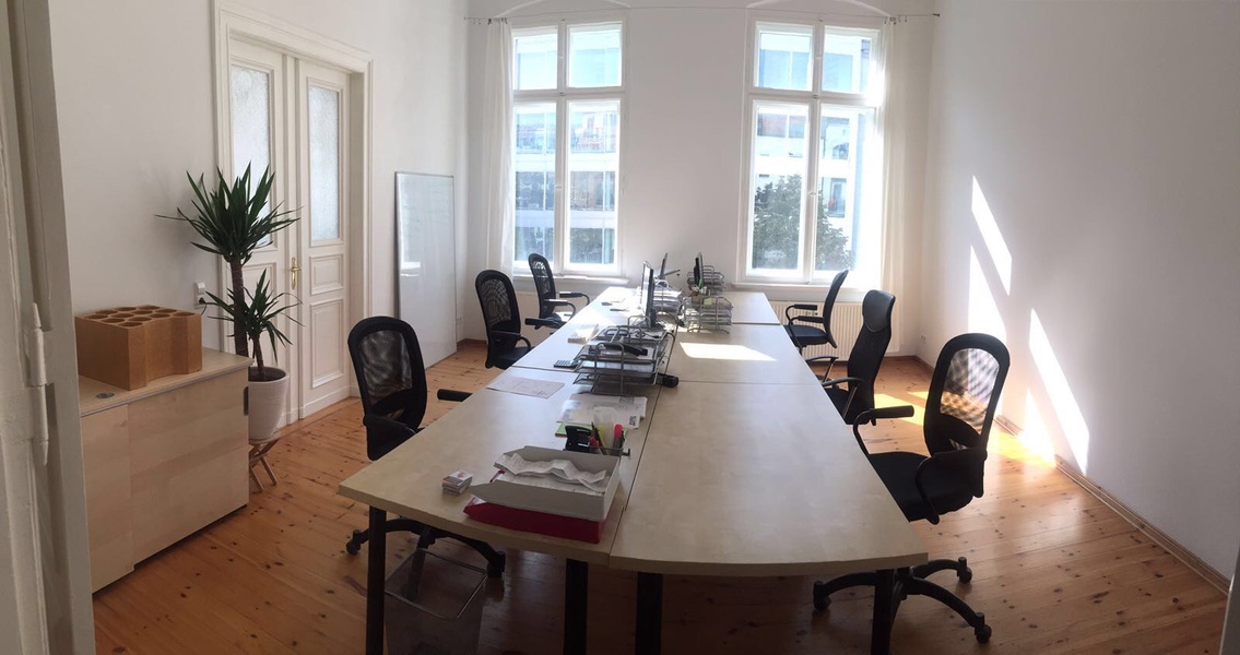 3 x OFFICE SPACE - 10 x DESK - COWORKING SPACE - 1 x MEETING ROOM  - CITY CENTER - HACKESCHER MARKT - ORANIENBURGER STREET - BERLIN MITTE