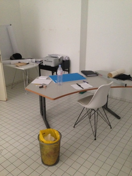 Desks in shared office (Potsdamertstr. area)