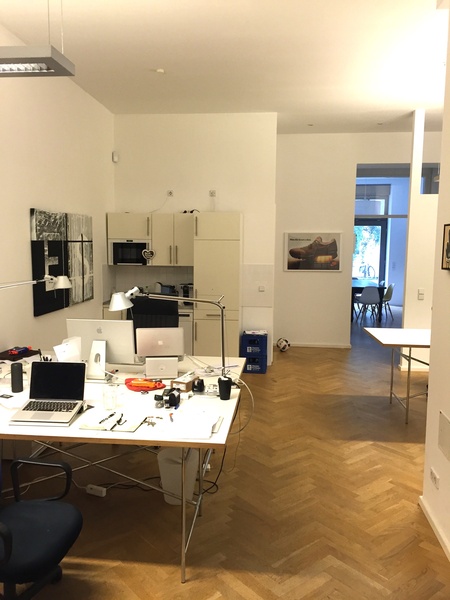 Berlin-Mitte: Schönes Büro, teilmöbliert, 17qm mit DSL