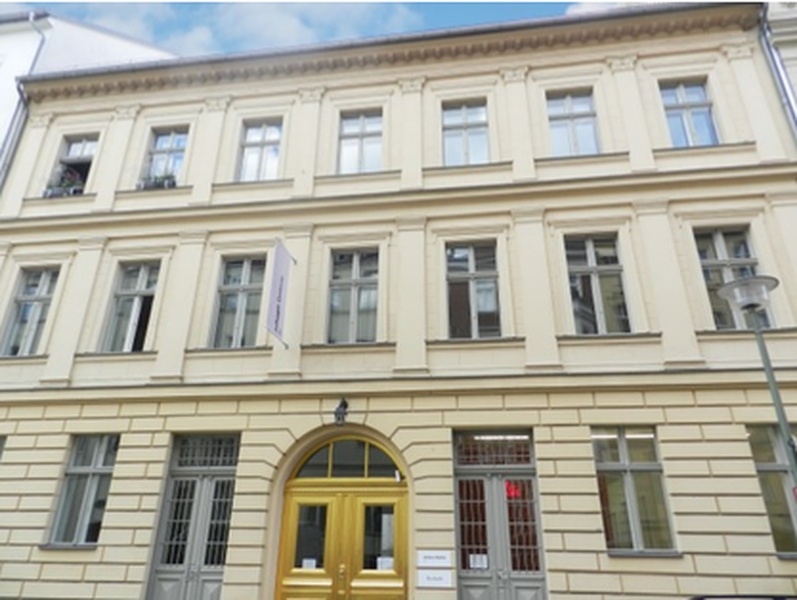 Bright and nice office space -- 2 rooms in Mitte