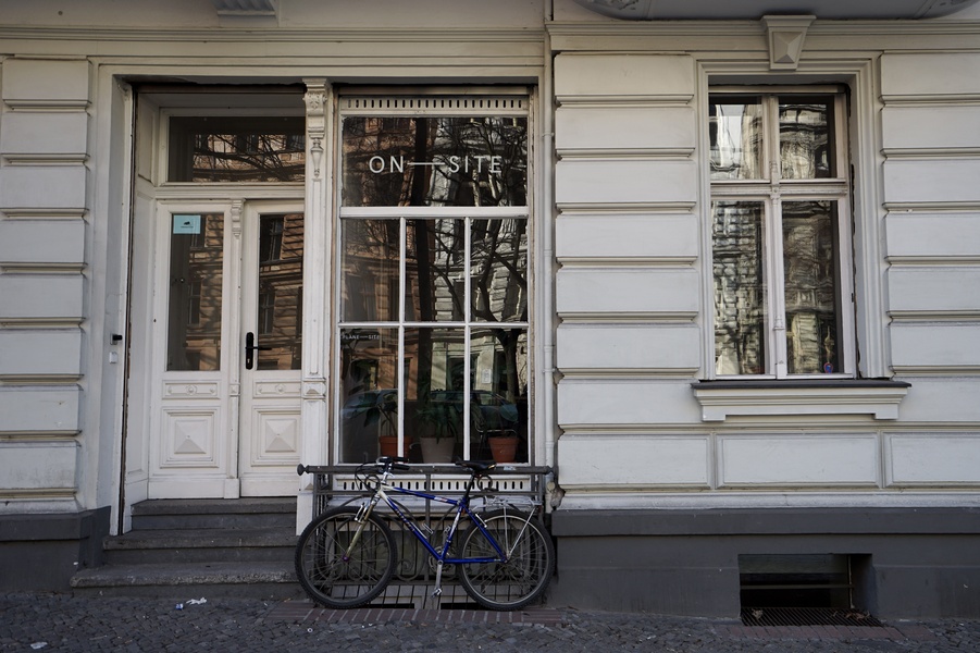 40m² of High-Ceiling Office Space in Kreuzberg