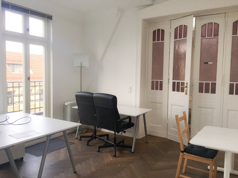 Beautiful, bright shared office in Mitte