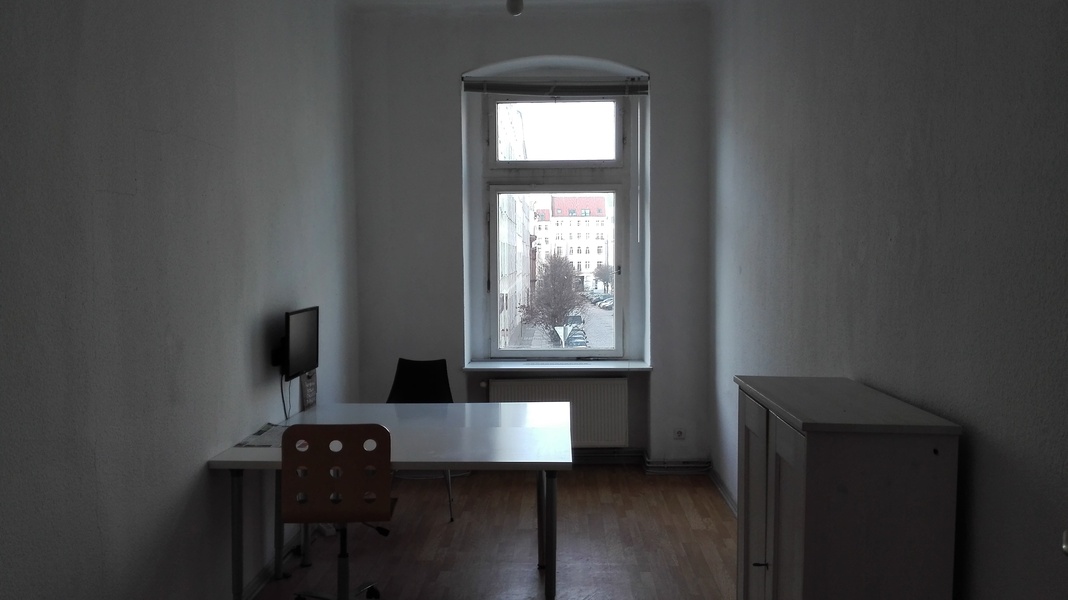 Room 8sqm Berlin Mitte