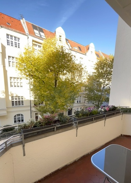 Sonnendurchflutete möblierte Büroräume im Altbau zentrumsnah [2]