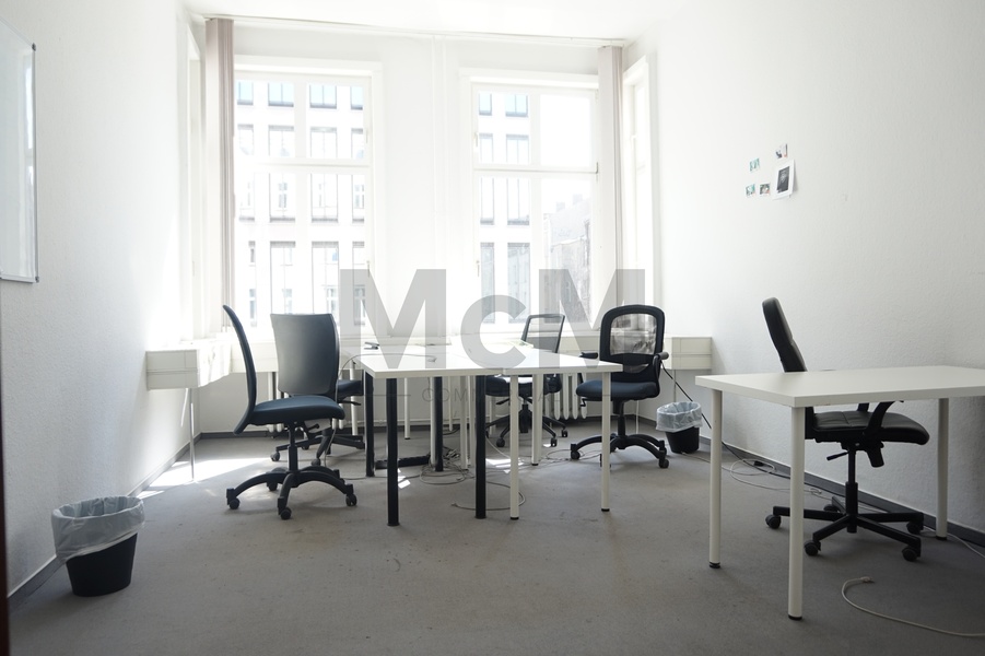 Office floor (various sizes) to sublet until end of 2016