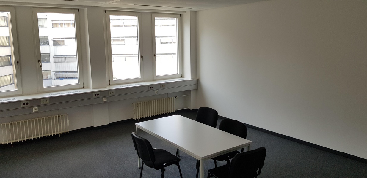 4 office rooms to subrent