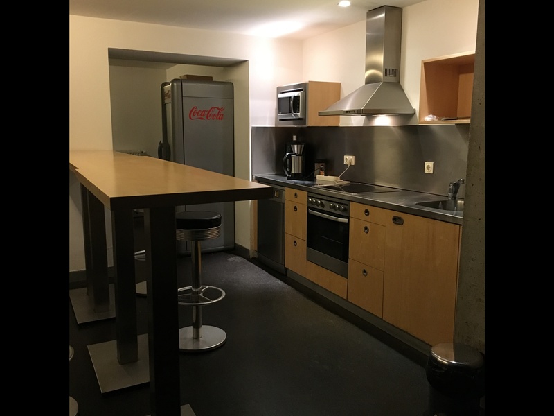 Highly Appealing Small Office at Rosenthaler Platz with Kitchen/Shower/Lounge/Meeting Room