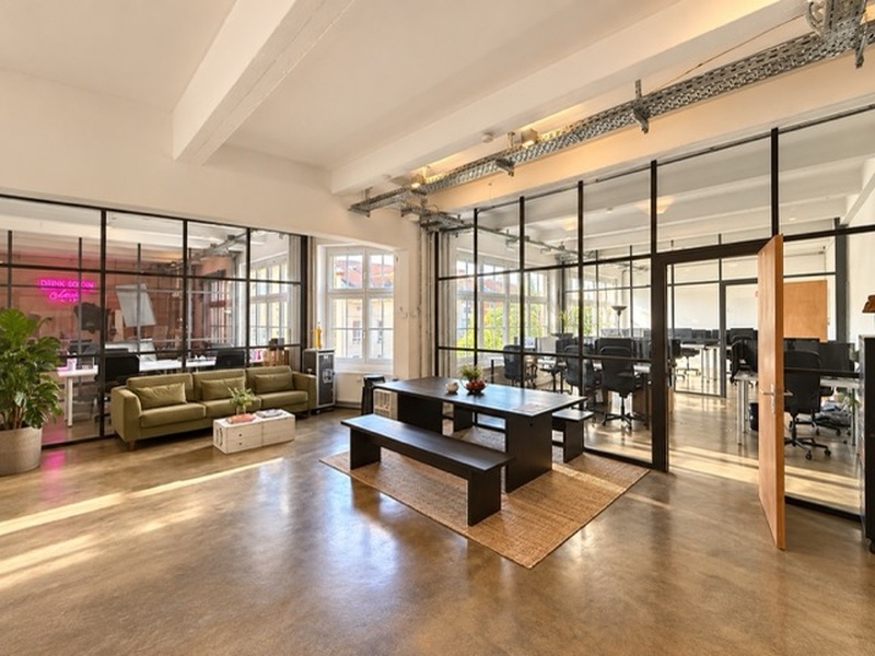 Furnished team office for 12 in Berlin-Kreuzberg | 79 m² all-inclusive