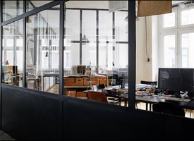 Desk available in bright co-working office / studio in Kreuzberg