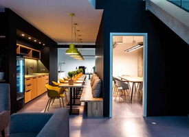 Plug&play office for 30-50 employees in Kastanienallee