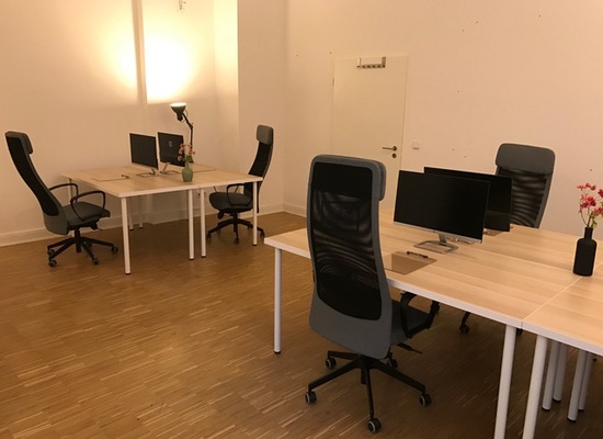 Office in the heart of Berlin F-Hain