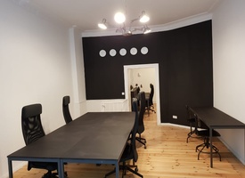 Plug&play office for 12-16 employees in Prenzlauer Berg