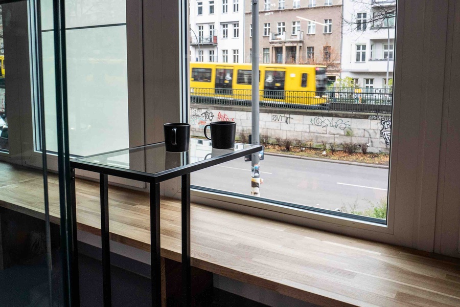 Plug&play office for 30-50 employees in Kastanienallee