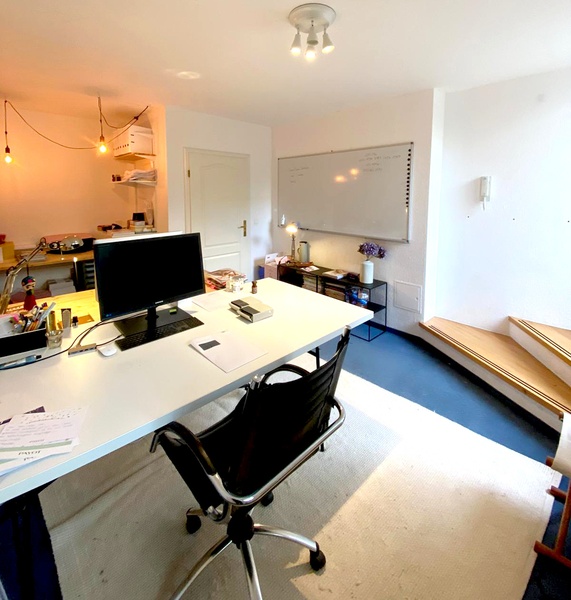 Nice Office (2-3 people) with Private Garden close to Rosenthaler Platz