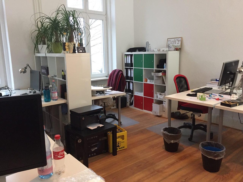 Room in shared office for 6-7 people near Möckernbrücke (Kreuzberg)