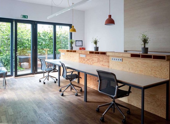 Furnished office at Mauerpark