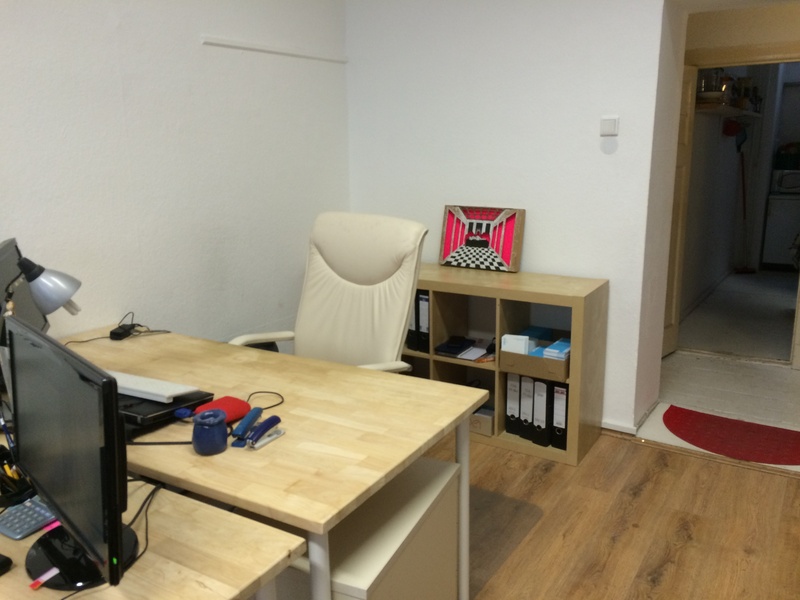 1 work space + conf. room in Office Share available May 1st