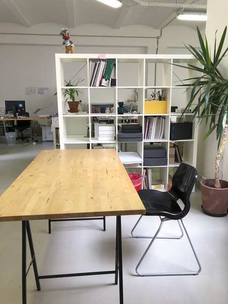 Spacious workplace in our shared creative office!