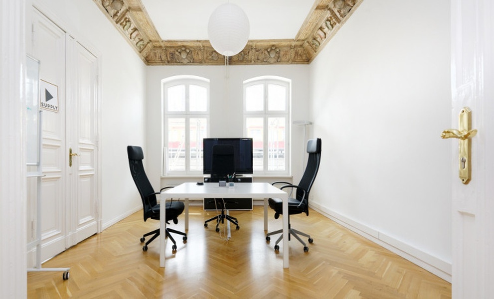 Bright Coworking Space by Hackescher Markt